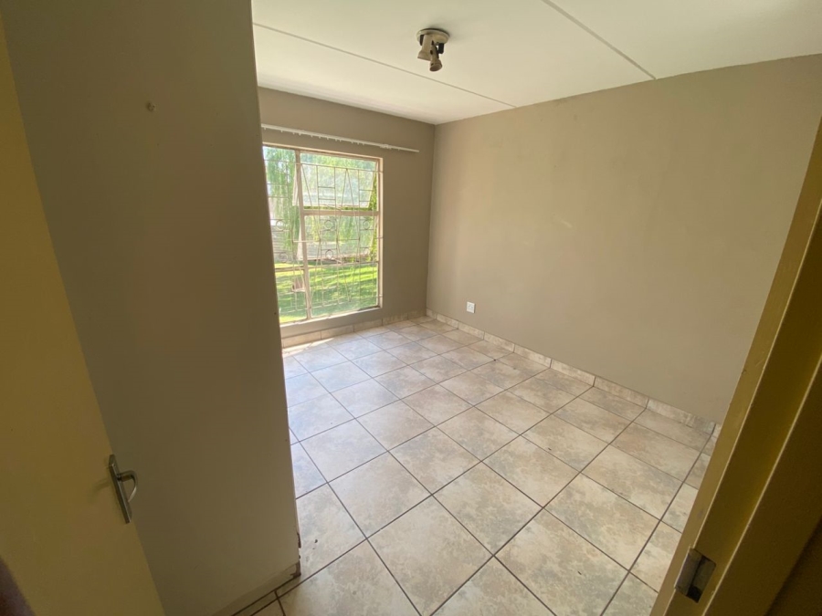 3 Bedroom Property for Sale in Safari Gardens North West